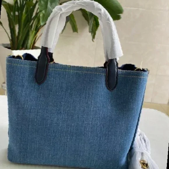 COACH Shoulder Bag Handbag